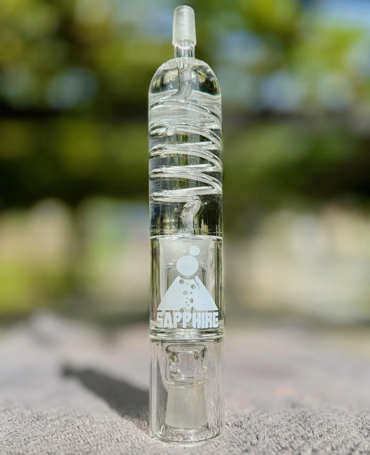 Elevate Your Volcano: Magma & Obsidian Glass Bubbler